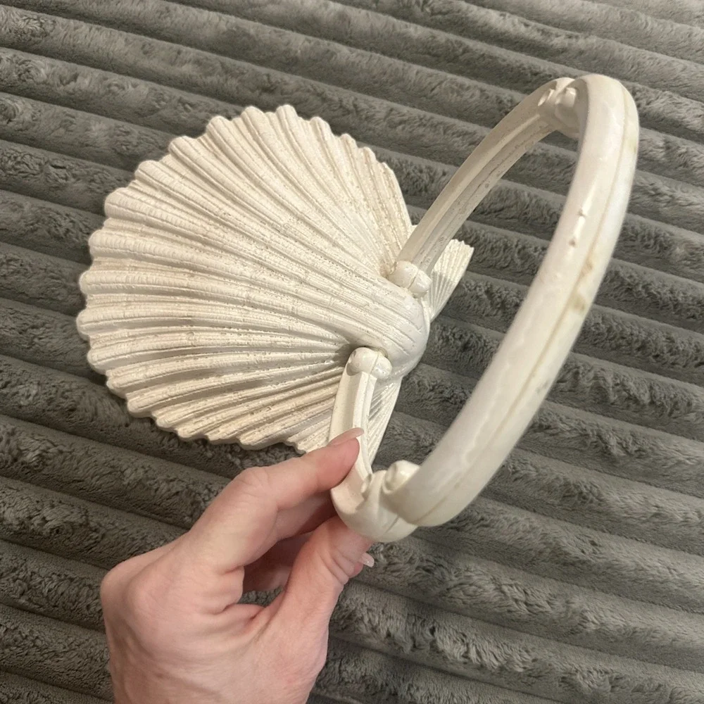 Vintage Seashell Towel Ring Holder Off White Homco 70s Shabby Beach House Decor